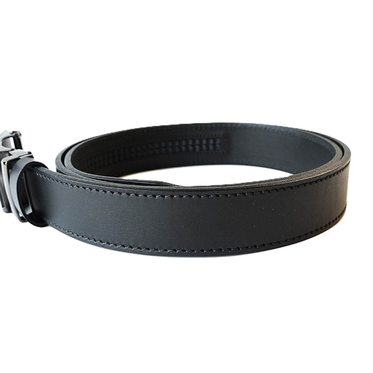 Lietuviškas vyriškas odinis diržas su sagtyje išgraviruotu Vyčiu - Vilnius Fashion Belts - odos struktūra