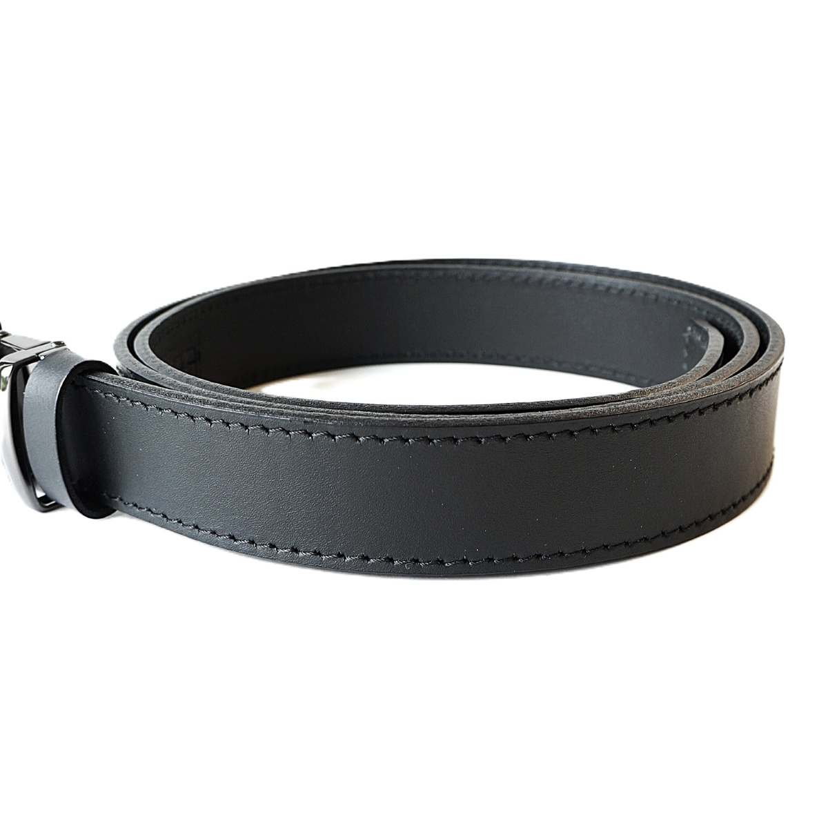 Stilingas juodas odinis vyriškas diržas su automatine sagtimi 3,5cm - Vilnius Fashion Belts - odos struktūra